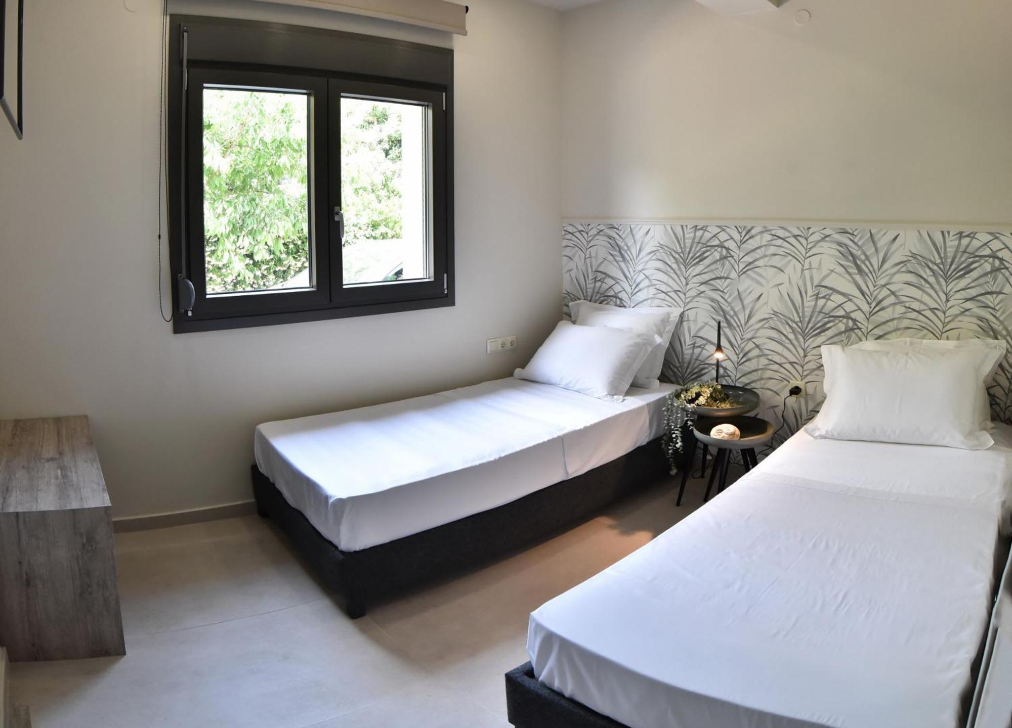 Welcome Inn Palaiontsiflikion Luaran gambar